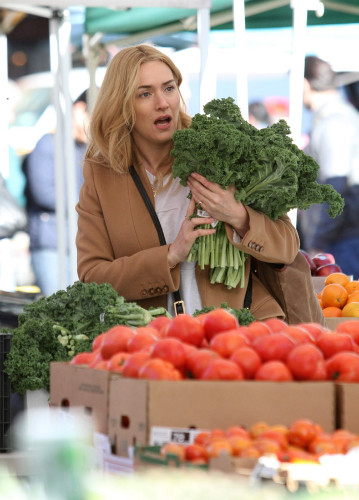 Kate Winslet 'Collateral Beauty' Set 008