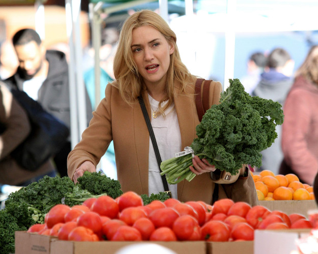 Kate Winslet 'Collateral Beauty' Set 033